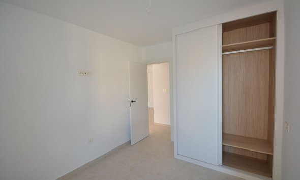 Resale - Apartment - Torrevieja - La Mata
