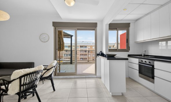 Resale - Apartment - Guardamar del Segura - CENTRO