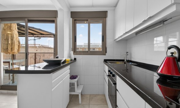 Resale - Apartment - Guardamar del Segura - CENTRO