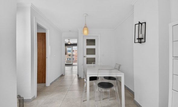 Resale - Apartment - Guardamar del Segura - CENTRO