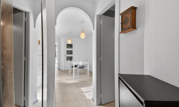 Resale - Apartment - Guardamar del Segura - CENTRO