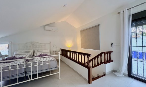 Resale - Terraced house / Townhouse - Orihuela Costa - Cabo Roig