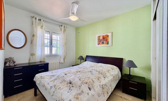 Resale - Villa - Orihuela - Villamartin