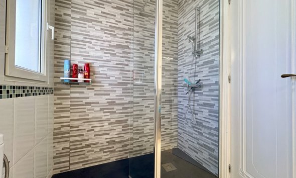 Resale - Villa - Orihuela - Villamartin