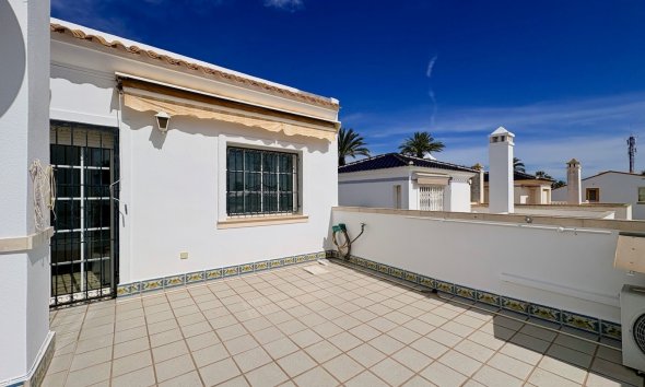 Resale - Villa - Orihuela - Villamartin