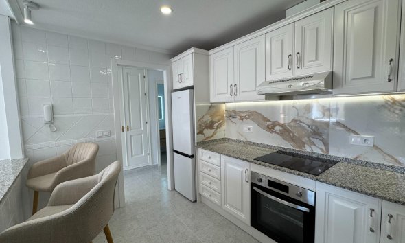 Resale - Apartment - Orihuela Costa - Villamartín-Las Filipinas