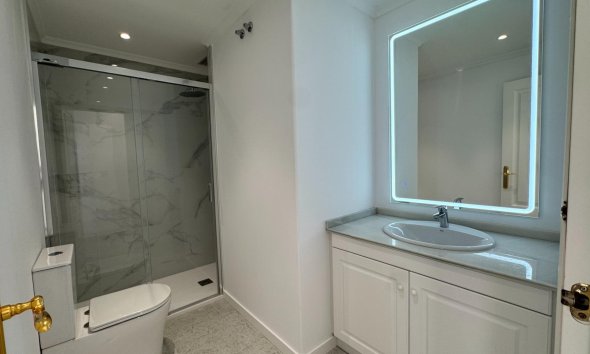 Resale - Apartment - Orihuela Costa - Villamartín-Las Filipinas