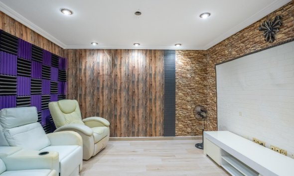 Resale - Villa - Torrevieja - El chaparral