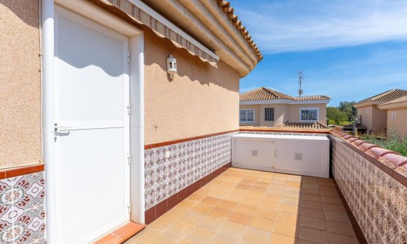 Resale - Villa - Torrevieja - Los Balcones - Los Altos del Edén