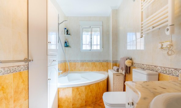 Resale - Terraced house / Townhouse - Orihuela Costa - La Regia