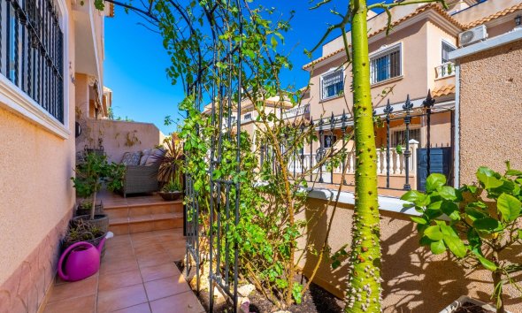 Resale - Terraced house / Townhouse - Orihuela Costa - La Regia