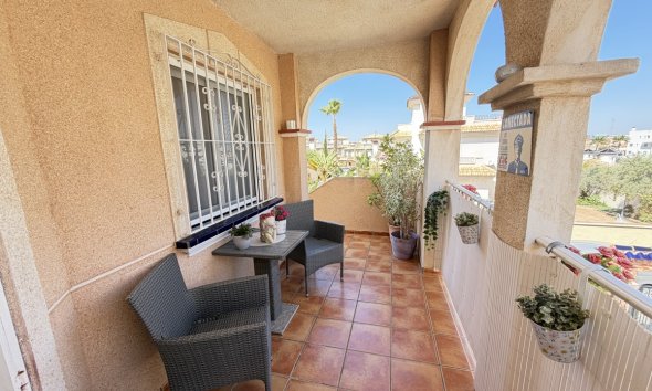 Resale - Apartment - Orihuela Costa - La Zenia