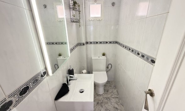 Resale - Apartment - Orihuela Costa - La Zenia