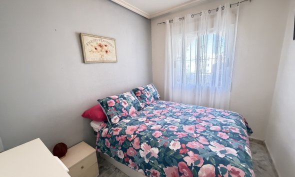 Resale - Apartment - Orihuela Costa - La Zenia