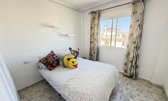 Resale - Apartment - Orihuela Costa - La Zenia