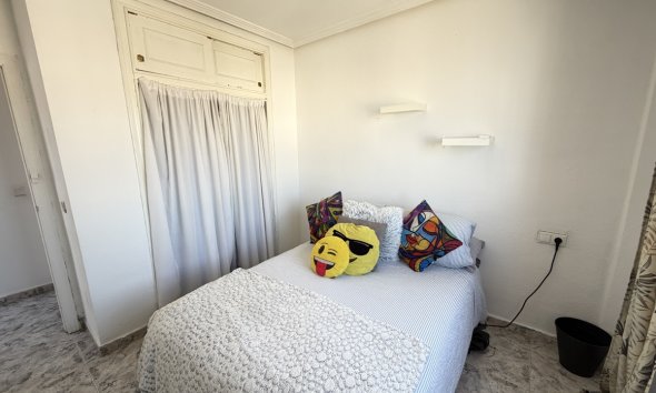 Resale - Apartment - Orihuela Costa - La Zenia