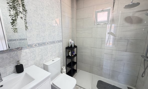 Resale - Apartment - Orihuela Costa - La Zenia