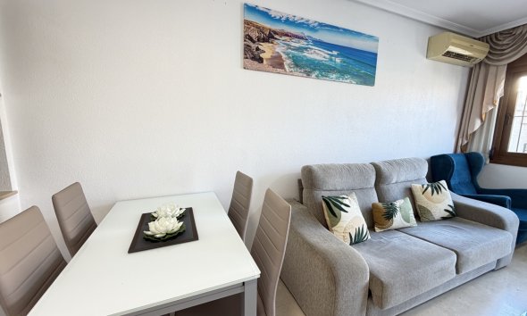 Resale - Bungalow - Orihuela Costa - Villamartin