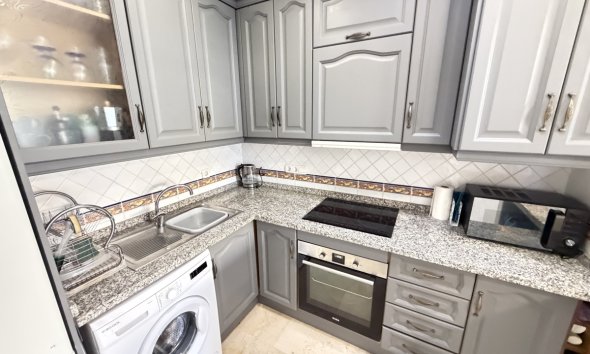 Resale - Bungalow - Orihuela Costa - Villamartin