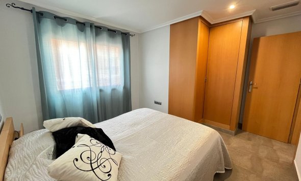 Resale - Apartment - Torrevieja - La Mata pueblo