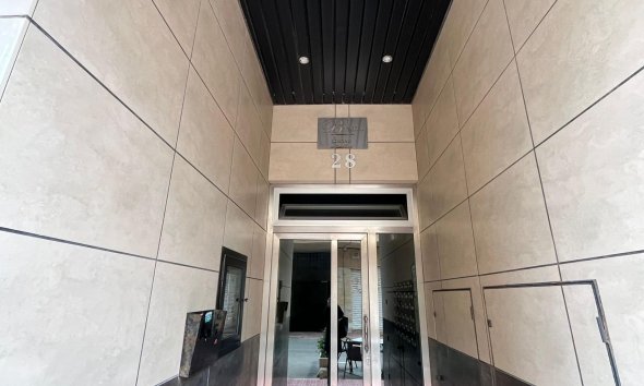 Resale - Apartment - Torrevieja - La Mata pueblo