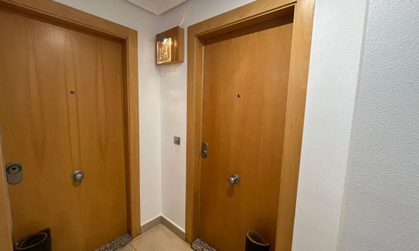 Resale - Apartment - Torrevieja - La Mata pueblo