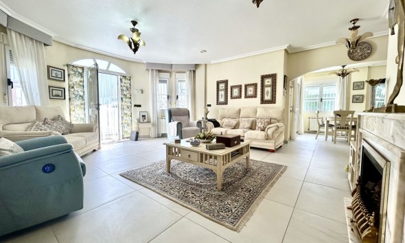 Reventa - Villa - Pinar de Campoverde