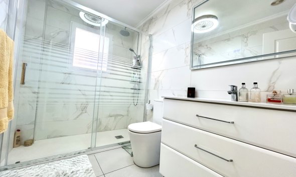 Reventa - Villa - Pinar de Campoverde