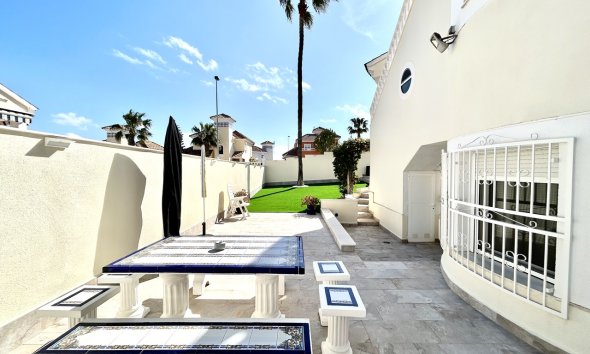 Reventa - Villa - Pinar de Campoverde