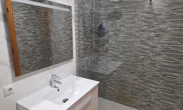 Resale - Apartment - Orihuela Costa - Villamartin