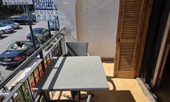 Resale - Apartment - Orihuela Costa - Villamartin