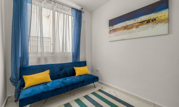 Resale - Apartment - Torrevieja - Playa de El Cura