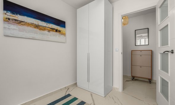 Resale - Apartment - Torrevieja - Playa de El Cura