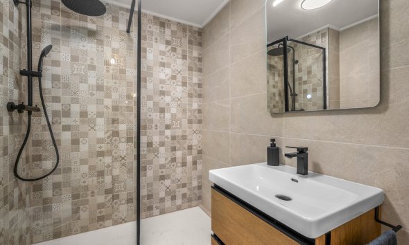 Resale - Apartment - Torrevieja - Playa de El Cura