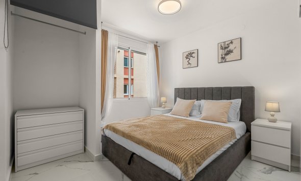 Resale - Apartment - Torrevieja - Playa de El Cura