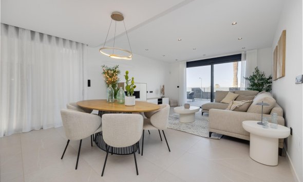 Obra nueva - Villa - Torrevieja - Sector 25