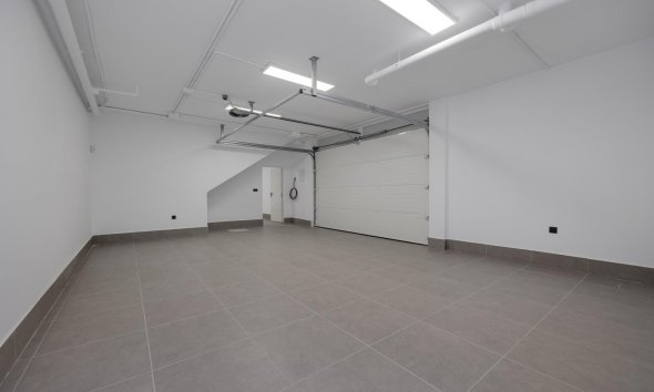 Obra nueva - Villa - Torrevieja - Sector 25