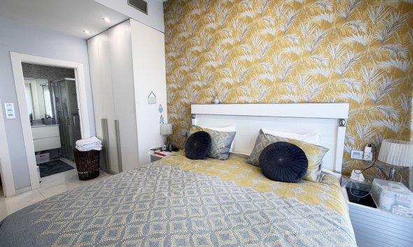 Resale - Villa - Orihuela Costa - Villamartin