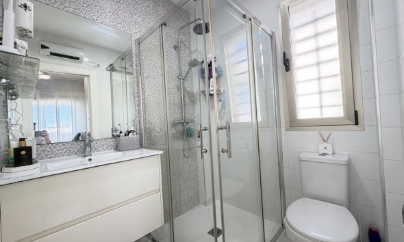 Resale - Villa - Orihuela Costa - Villamartin