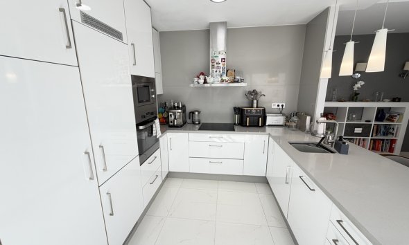 Resale - Villa - Orihuela Costa - Villamartin