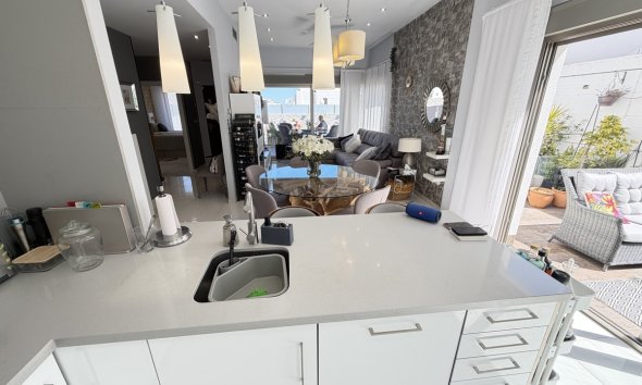 Resale - Villa - Orihuela Costa - Villamartin