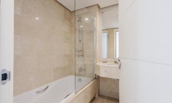 Resale - Apartment - Orihuela Costa - Las Colinas Golf