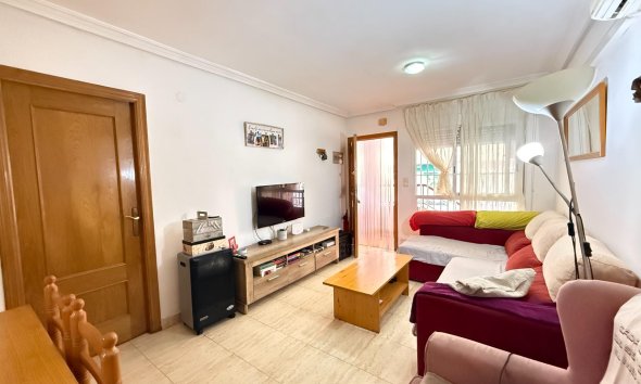 Resale - Apartment - Torrevieja - Parque de las Naciones