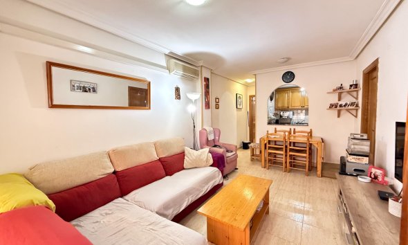 Resale - Apartment - Torrevieja - Parque de las Naciones