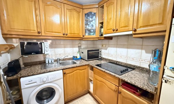 Resale - Apartment - Torrevieja - Parque de las Naciones