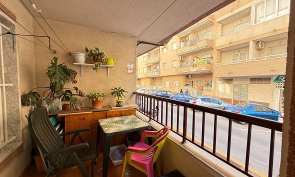 Resale - Apartment - Torrevieja - Parque de las Naciones