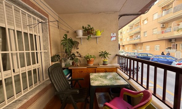 Resale - Apartment - Torrevieja - Parque de las Naciones