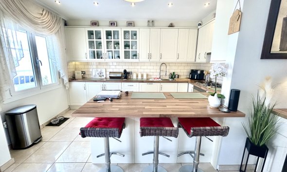 Resale - Villa - Orihuela Costa - Villamartin