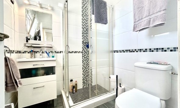 Resale - Villa - Orihuela Costa - Villamartin