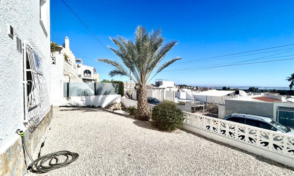 Resale - Villa - Orihuela Costa - Villamartin